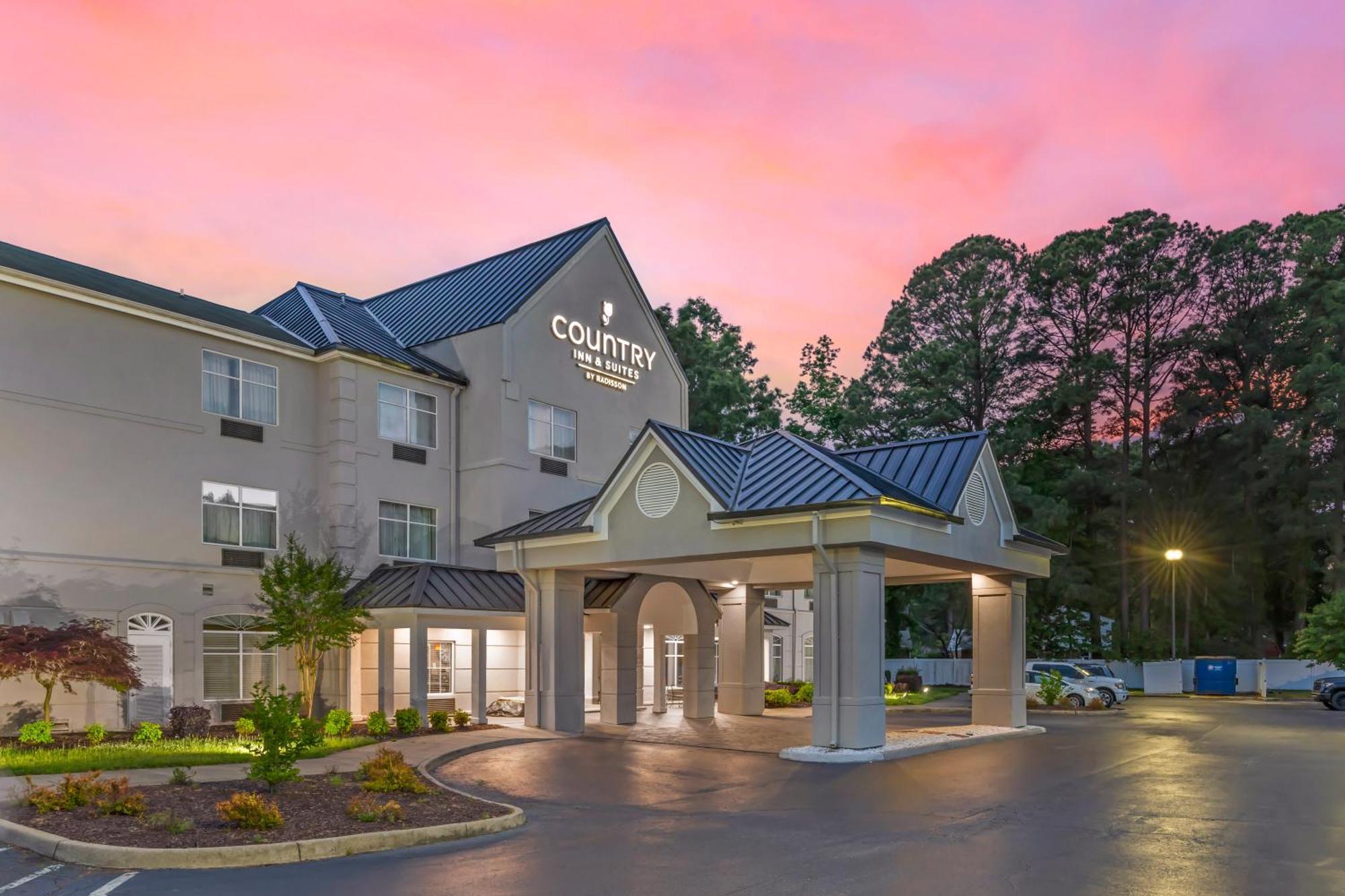 Country Inn & Suites By Radisson, Newport News South, Va Bagian luar foto