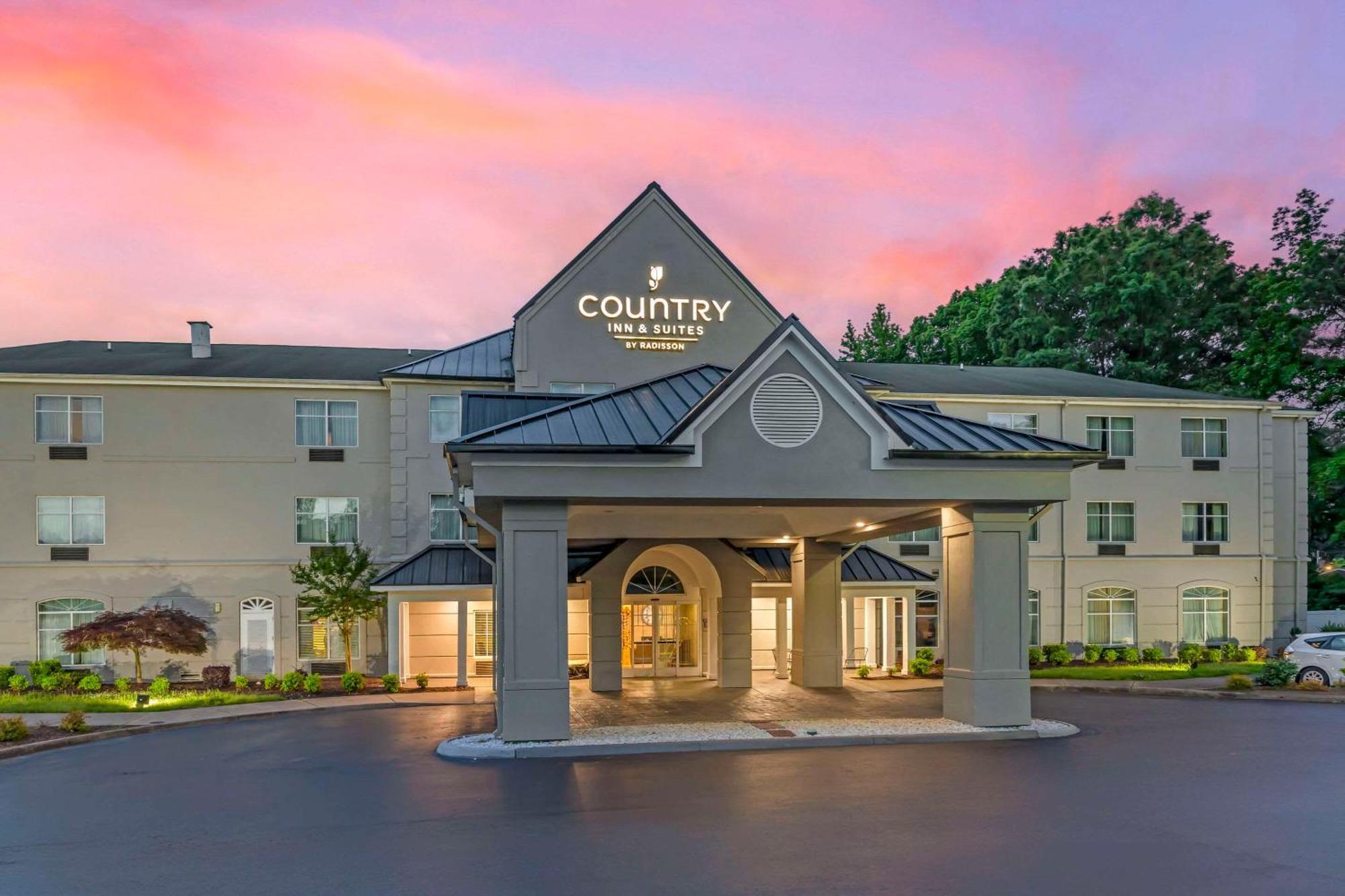 Country Inn & Suites By Radisson, Newport News South, Va Bagian luar foto